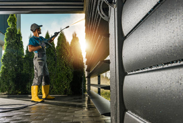 Best Pool Deck Cleaning  in Rugby, ND
